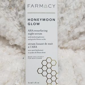 FARMACY. Resurfacing night serum (NEW!)